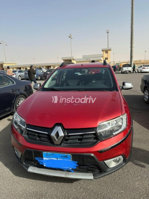 Renault Sandero Step Way 2018 White Automatic Used for Sale in Greater Cairo ( Cairo + Giza) - 1