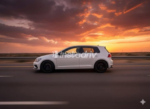 Volkswagen Golf 7 2017 White Automatic Used for Sale in Alexandria - 3