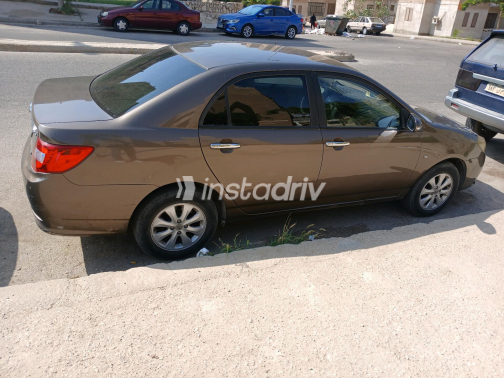بى واى دى‬ F3 2019 برونزي يدوي مستعملة للبيع في الجيزة - 6