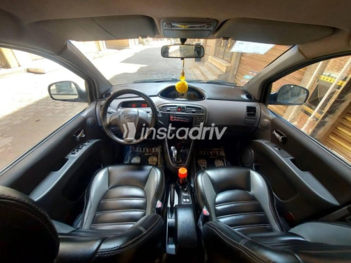 Hyundai Matrix 2008 Gold Automatic Used for Sale in Cairo - 6