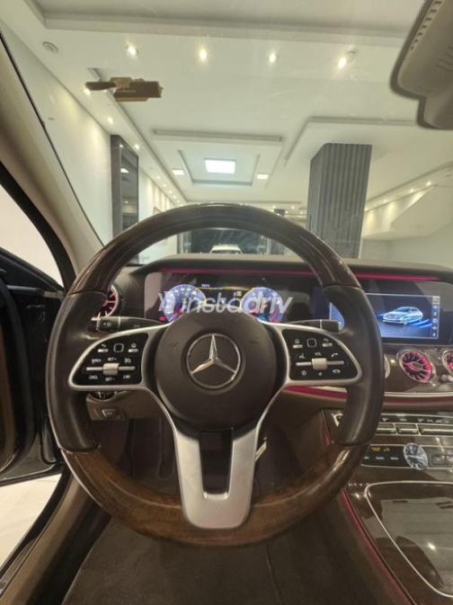 مرسيدس E 300 2020 أسود أوتوماتيك مستعملة للبيع في 6 أكتوبر - 8