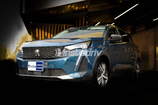 Peugeot 5008 2022 Dark Blue Automatic Used for Sale in Nasr city - 1