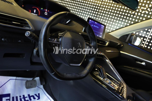 Peugeot 5008 2022 Dark Blue Automatic Used for Sale in Nasr city - 2