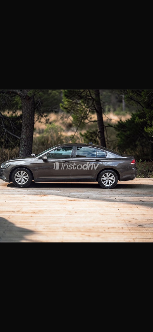 Volkswagen Passat 2018 Brown Automatic Used for Sale in Giza - 1