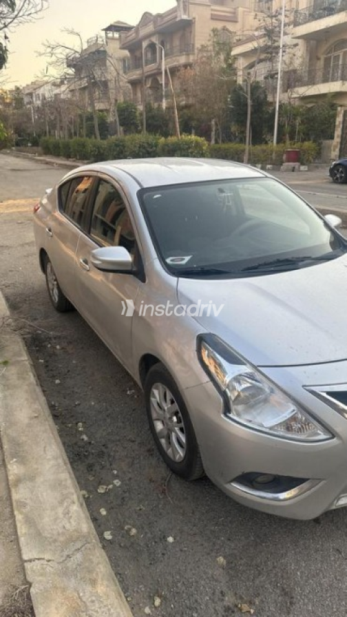 Nissan Sunny 2023 Silver Automatic Used for Sale in Cairo - 1