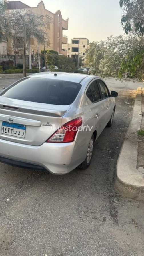 Nissan Sunny 2023 Silver Automatic Used for Sale in Cairo - 5