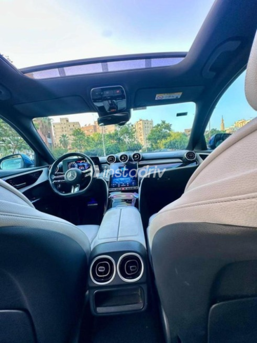 Mercedes C 180 2022 Dark Blue Automatic Used for Sale in Cairo - 8