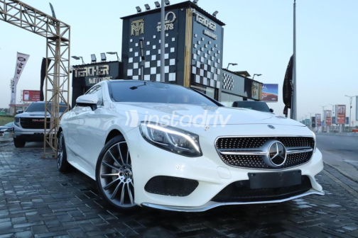 Mercedes S 400 2017 White Automatic Used for Sale in Sheikh Zayed City - 2