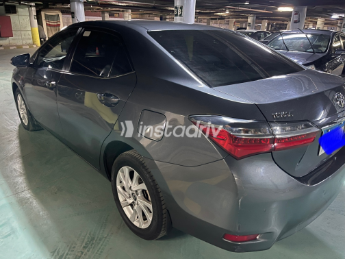Toyota Corolla 2019 Gray Automatic Used for Sale in Cairo - 3