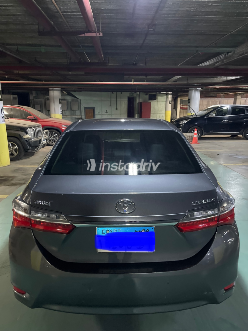 Toyota Corolla 2019 Gray Automatic Used for Sale in Cairo - 9