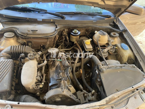 Volkswagen Pointer 2006 Gold Manual Used for Sale in Cairo - 4