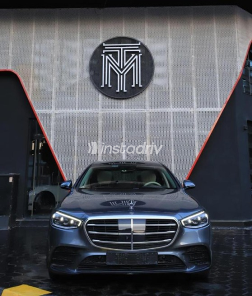 Mercedes S 500 2021 Gray Automatic Used for Sale in Cairo - 2
