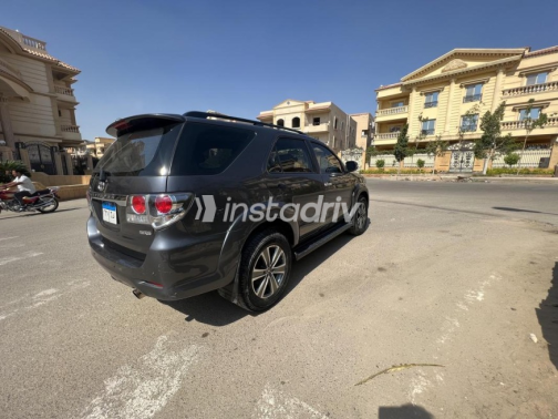 Toyota Fortuner 2013 Dark Gray Automatic Used for Sale in Giza - 2