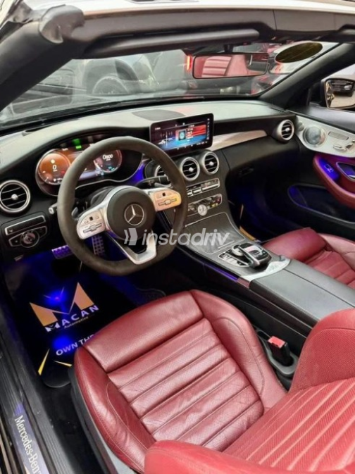 Mercedes C 300 2020 Black Automatic Used for Sale in Heliopolis - 6