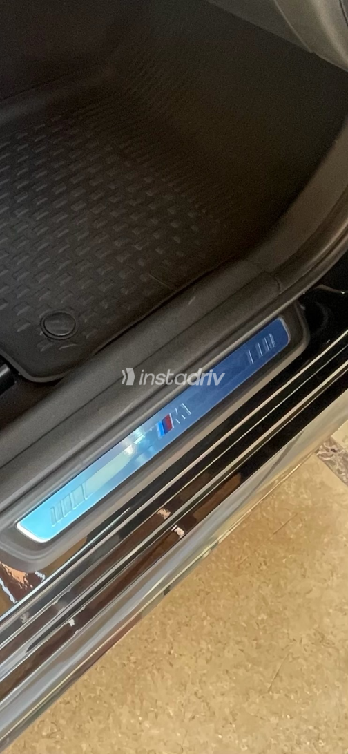 BMW 320 2023 Black Automatic Used for Sale in Cairo - 5
