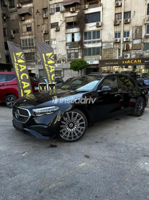 مرسيدس E 200 2025 أسود أوتوماتيك مستعملة للبيع في مصر الجديدة - 2