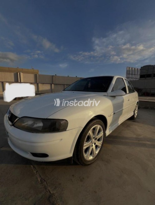 اوبل فيكترا 2002 أبيض أوتوماتيك مستعملة للبيع في طنطا - 6