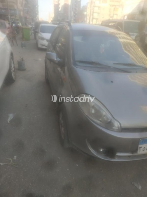 اسبيرانزا A113 2009 رمادي يدوي مستعملة للبيع في القاهرة - 2