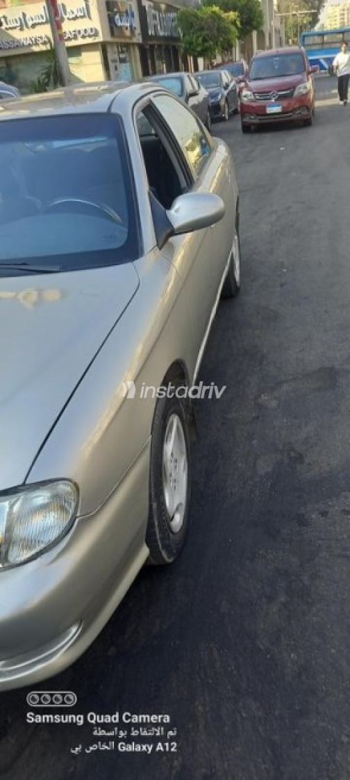 Kia Sephia 2000 Gold Manual Used for Sale in Cairo - 1