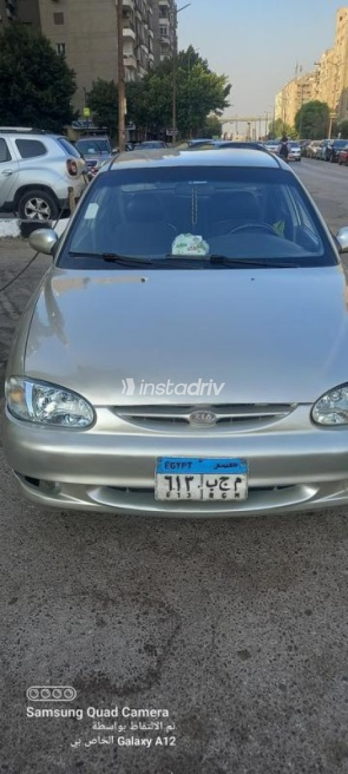 Kia Sephia 2000 Gold Manual Used for Sale in Cairo - 10