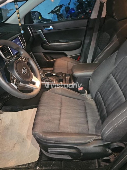Kia Sportage 2021 White Automatic Used for Sale in Greater Cairo ( Cairo + Giza) - 4