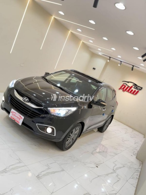 هيونداي IX 35 2016 أسود أوتوماتيك مستعملة للبيع في منوف - 4