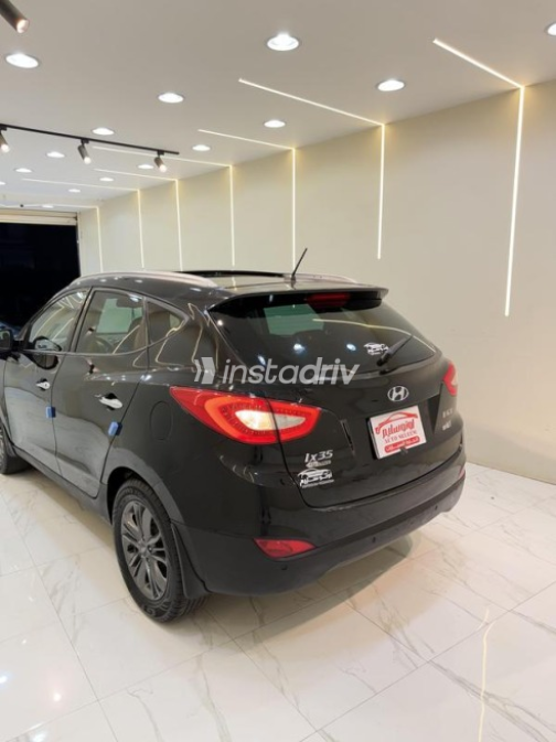 هيونداي IX 35 2016 أسود أوتوماتيك مستعملة للبيع في منوف - 5