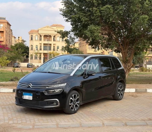 سيتروين c4 جراند بيكاسو 2020 أسود أوتوماتيك مستعملة للبيع في المعادى - 2
