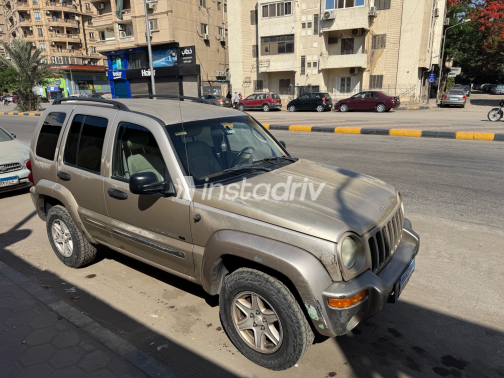 جيب ليبيرتى 2003 بيج أوتوماتيك مستعملة للبيع في الجيزة - 1