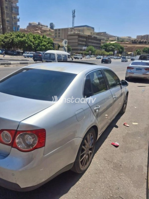 Volkswagen Jetta 2008 Silver Automatic Used for Sale in Cairo - 3