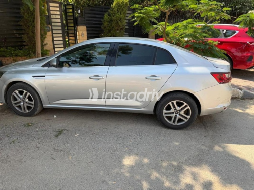 Renault Megane 2021 Silver Automatic Used for Sale in Greater Cairo ( Cairo + Giza) - 4