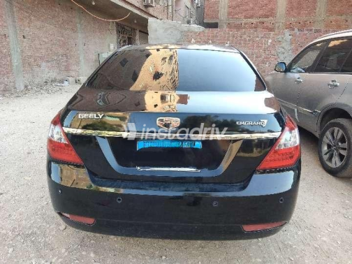 جيلي امجراند 7 2017 أسود يدوي مستعملة للبيع في القاهرة - 1
