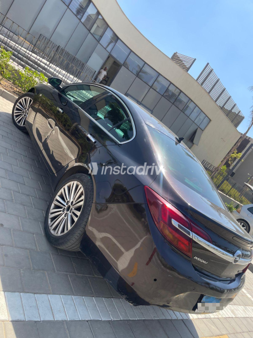 Opel Insignia 2014 Brown Automatic Used for Sale in Cairo - 1