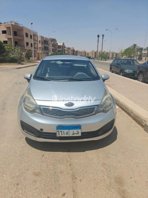 Kia Rio 2015 Silver Automatic Used for Sale in Sheikh Zayed City - 1