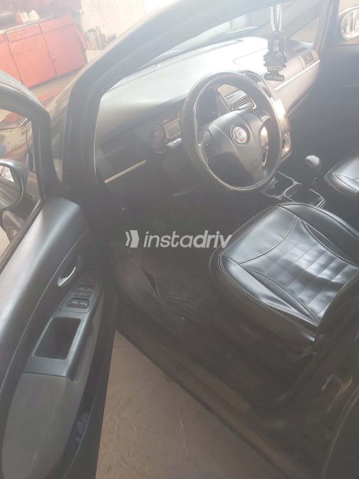Fiat Linea 2009 Gray Manual Used for Sale in Imbaba - 4