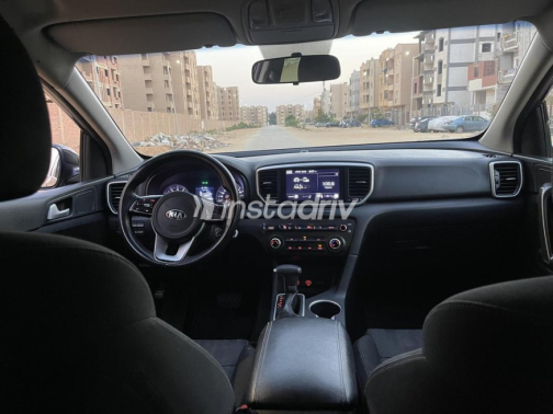 كيا سبورتاج 2021 أسود أوتوماتيك مستعملة للبيع في 6 أكتوبر - 1
