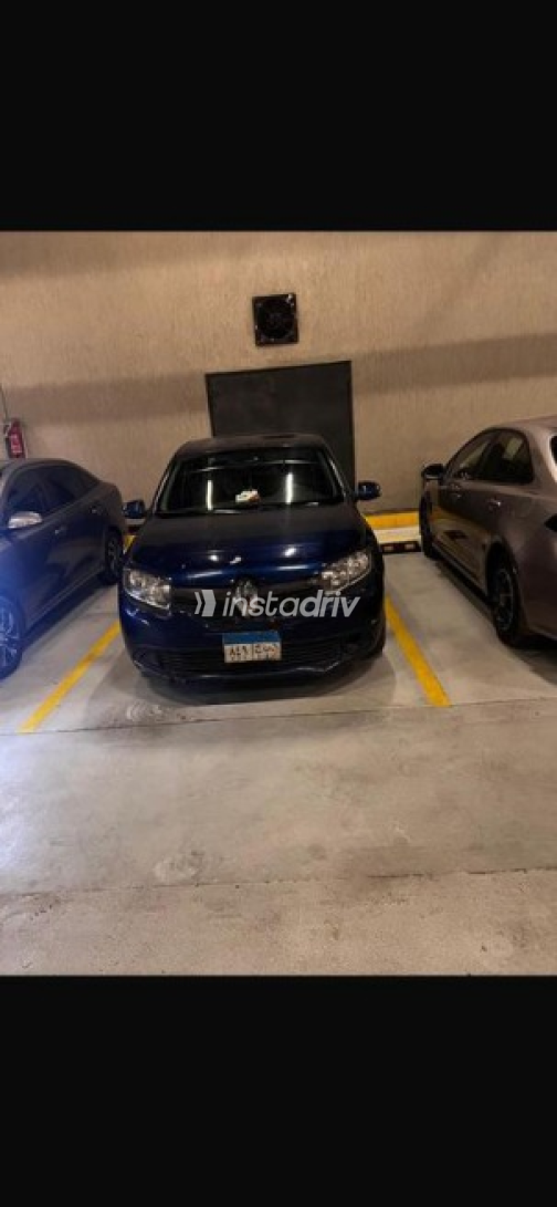 Renault Logan 2016 Dark Blue Automatic Used for Sale in Cairo - 1