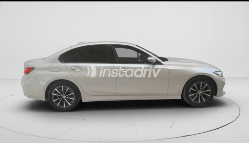 BMW 320 2026 White Automatic Used for Sale in Giza - 5