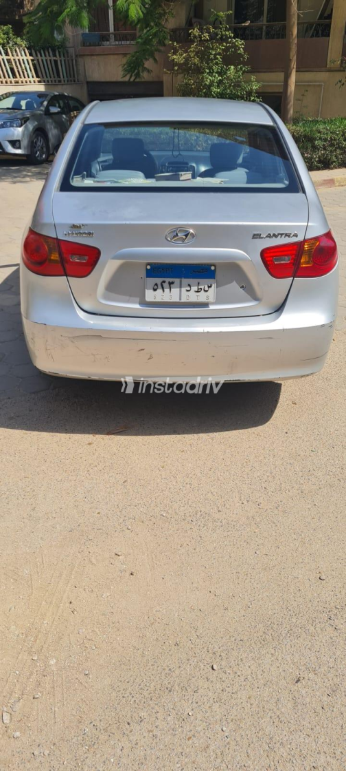 Hyundai Elantra 2007 Gray Manual Used for Sale in Maadi - 2
