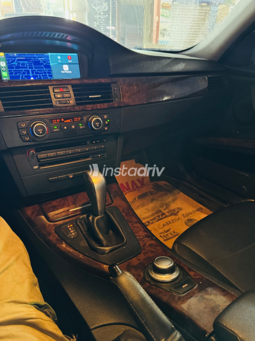 بي ام دبليو 320 2009 أبيض أوتوماتيك مستعملة للبيع في دمياط - 4