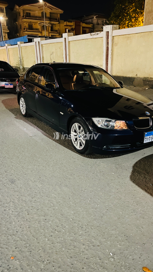 بي ام دبليو 320 2009 أبيض أوتوماتيك مستعملة للبيع في دمياط - 7