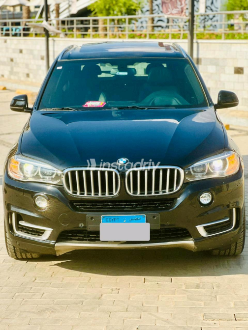 بي ام دبليو X5 2016 أسود أوتوماتيك مستعملة للبيع في مدينة نصر - 5