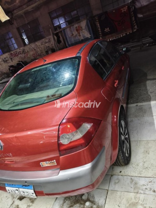 رينو ميجان 2006 أحمر أوتوماتيك مستعملة للبيع في الإسكندرية - 2