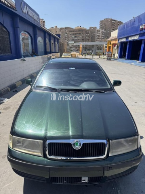 سكودا اوكتافيا A4 2001 أخضر غامق يدوي مستعملة للبيع في مدينة نصر - 6