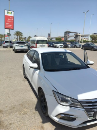 ام جى 5 2021 أبيض أوتوماتيك مستعملة للبيع في القاهرة الكبرى ( القاهرة - الجيزة)