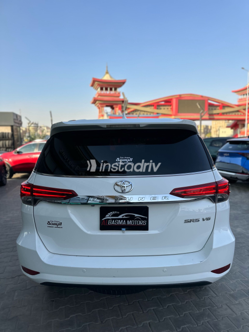 Toyota Fortuner 2019 White Automatic Used for Sale in Nasr city - 1