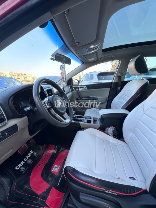 Kia Sportage 2019 White Automatic Used for Sale in Nasr city - 2