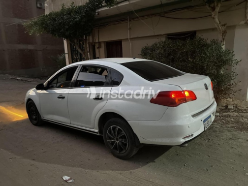 بريليانس FSV 2010 أبيض أوتوماتيك مستعملة للبيع في الزقازيق - 6