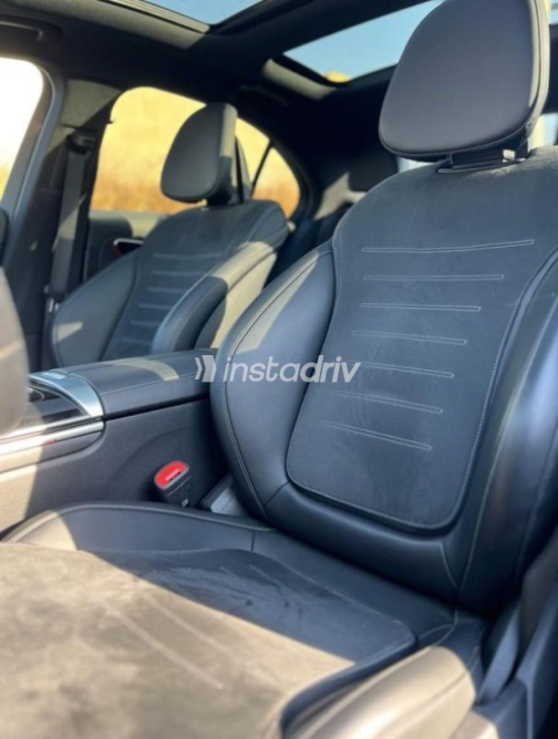Mercedes C 200 2022 Black Automatic Used for Sale in Sheikh Zayed City - 7