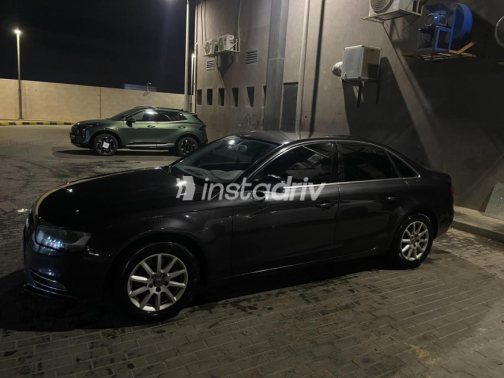 اودي A4 2014 رمادي غامق أوتوماتيك مستعملة للبيع في المعادى - 5